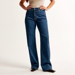 Abercrombie & Fitch High-Rise Wide-Leg Jeans in Deep Blue